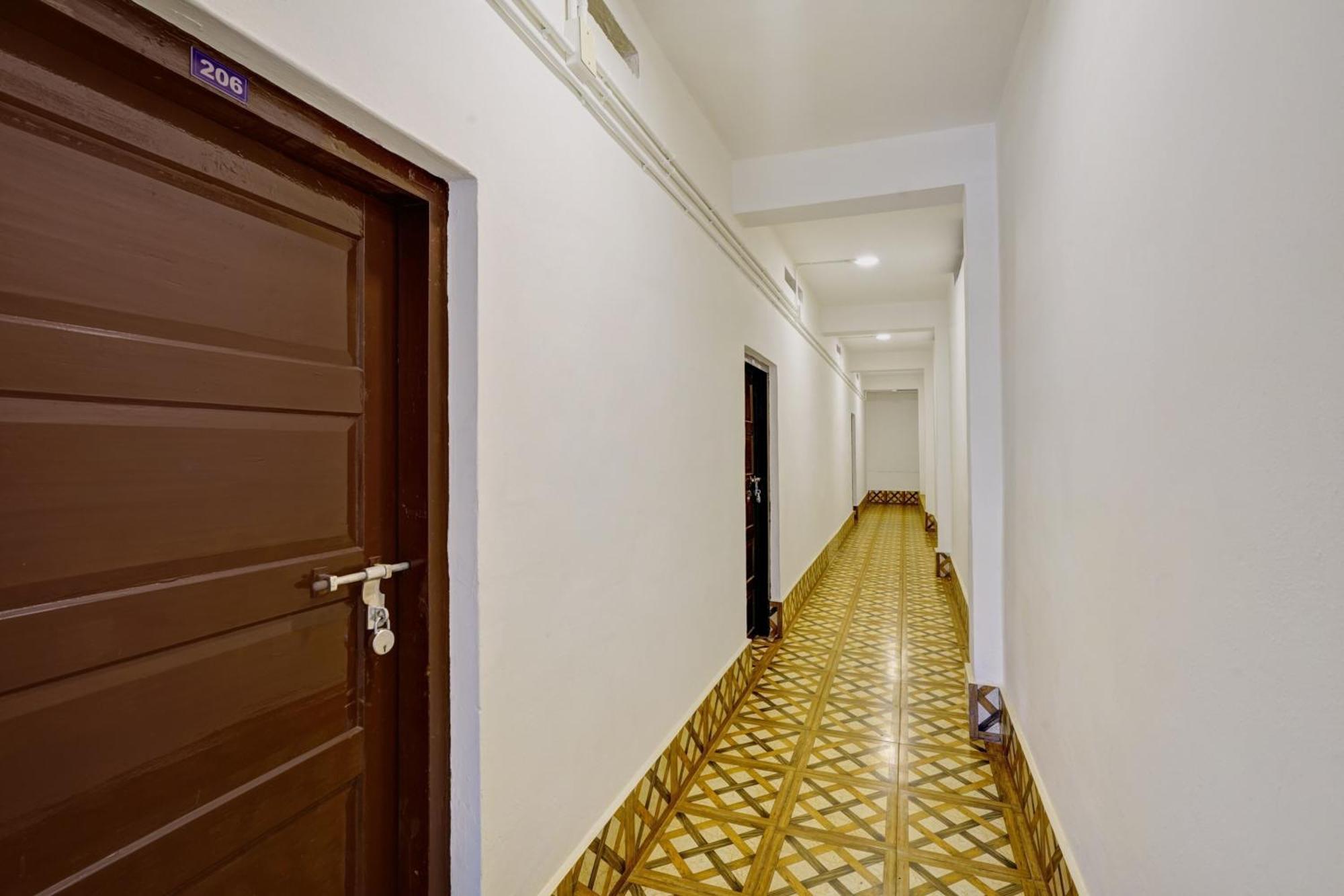Super Hotel O Ceasar Palace Annex Thodupuzha Kültér fotó