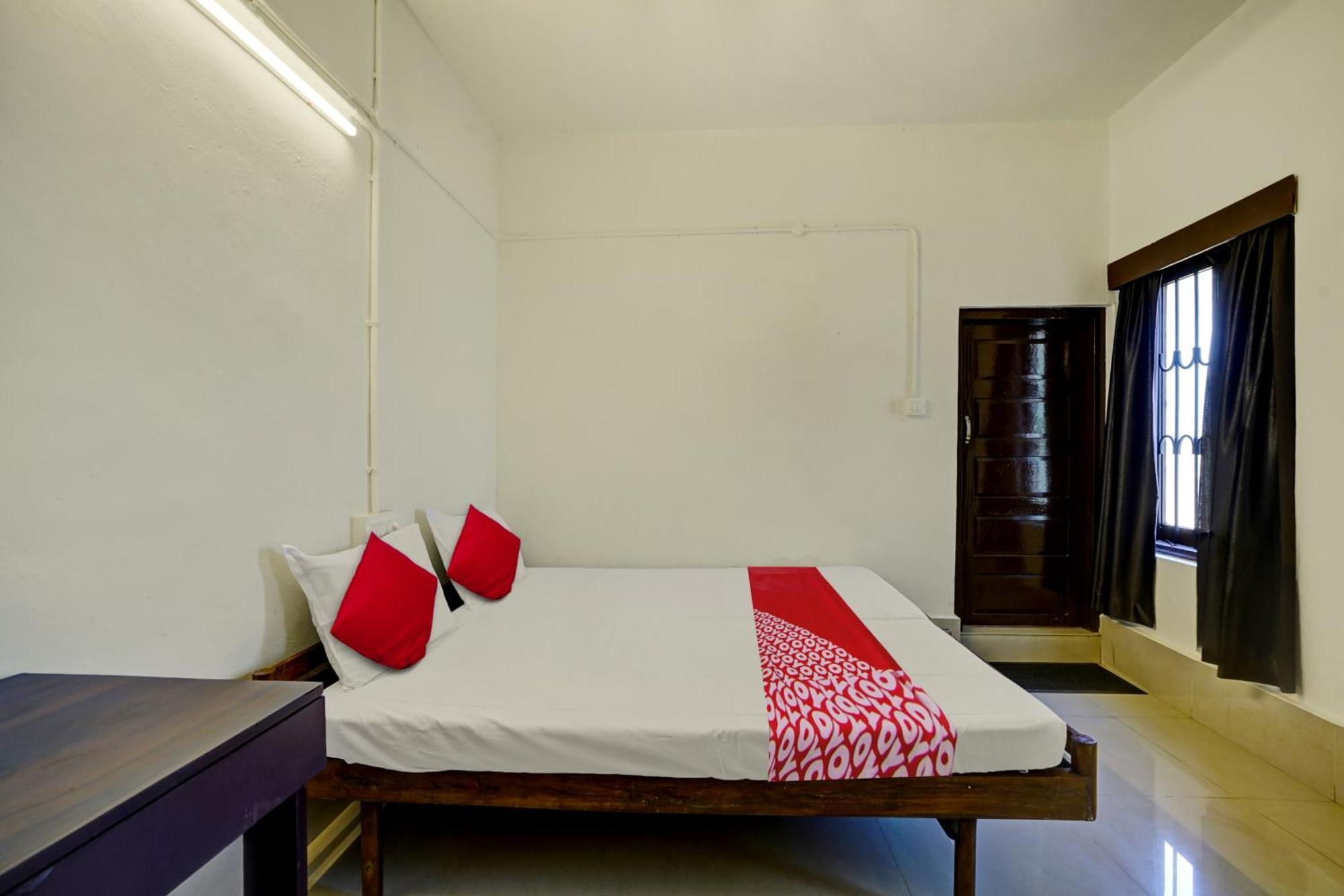 Super Hotel O Ceasar Palace Annex Thodupuzha Kültér fotó
